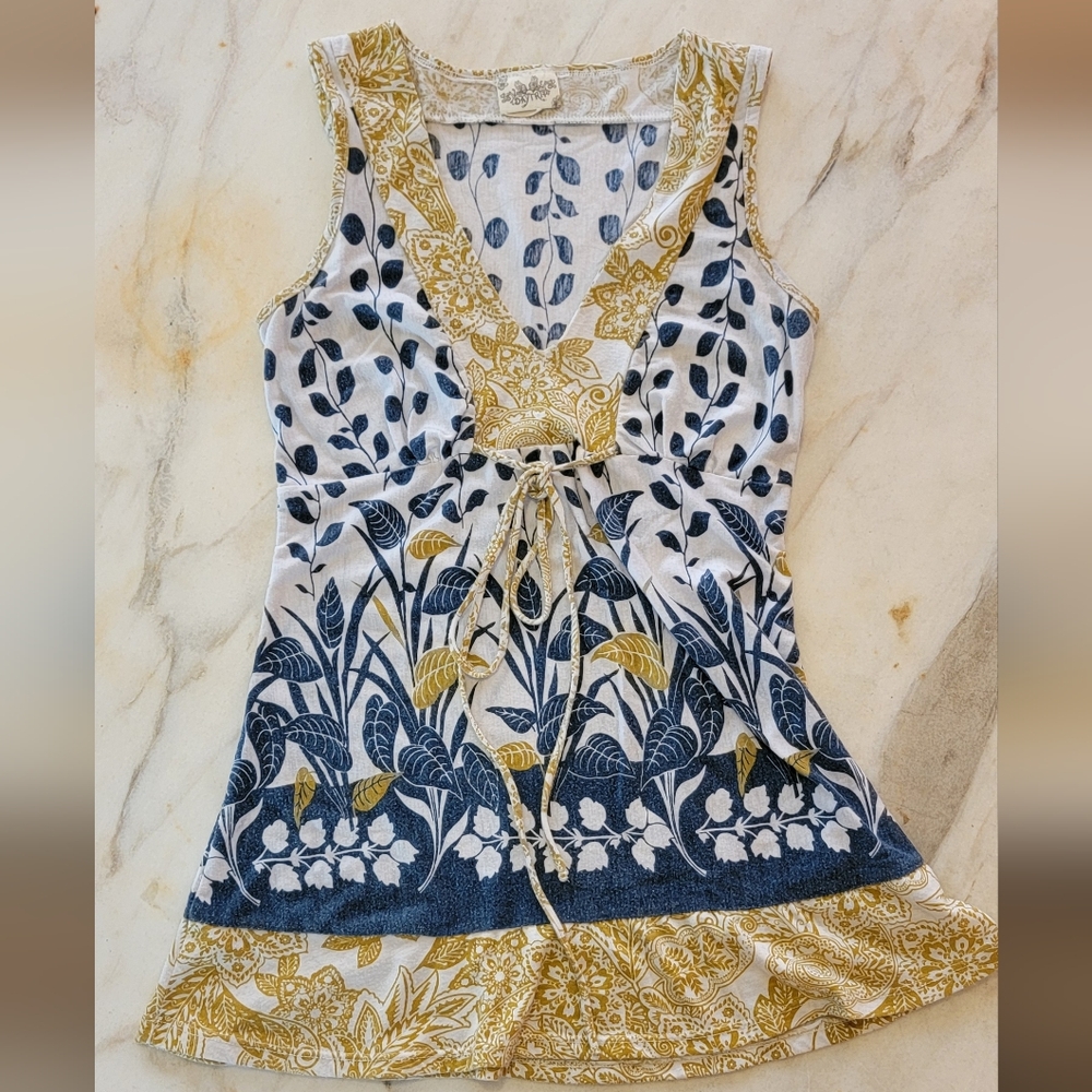 Tunic - Picture 5 of 9